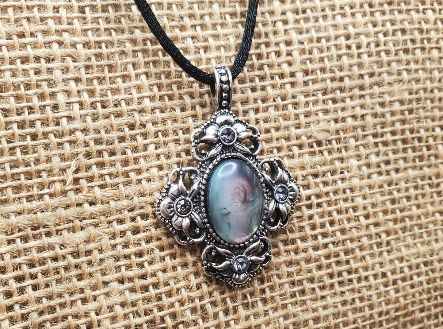 Oval Floral Necklace