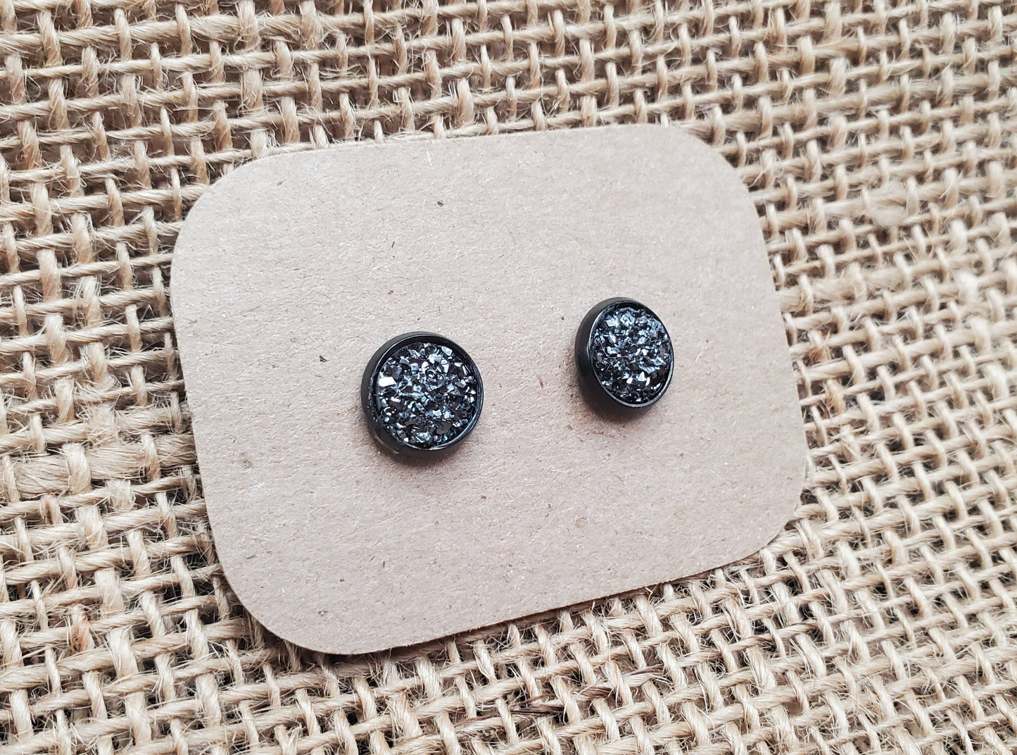 Taupe Stud on Black - 8mm