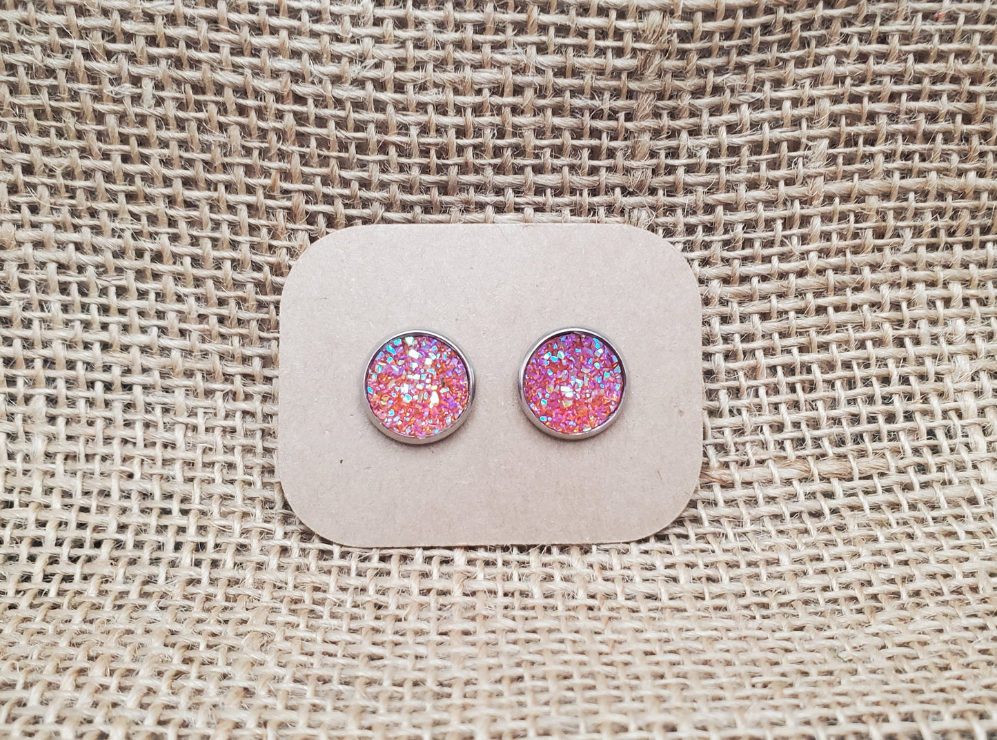 Raspberry Stud on Silver - 12mm