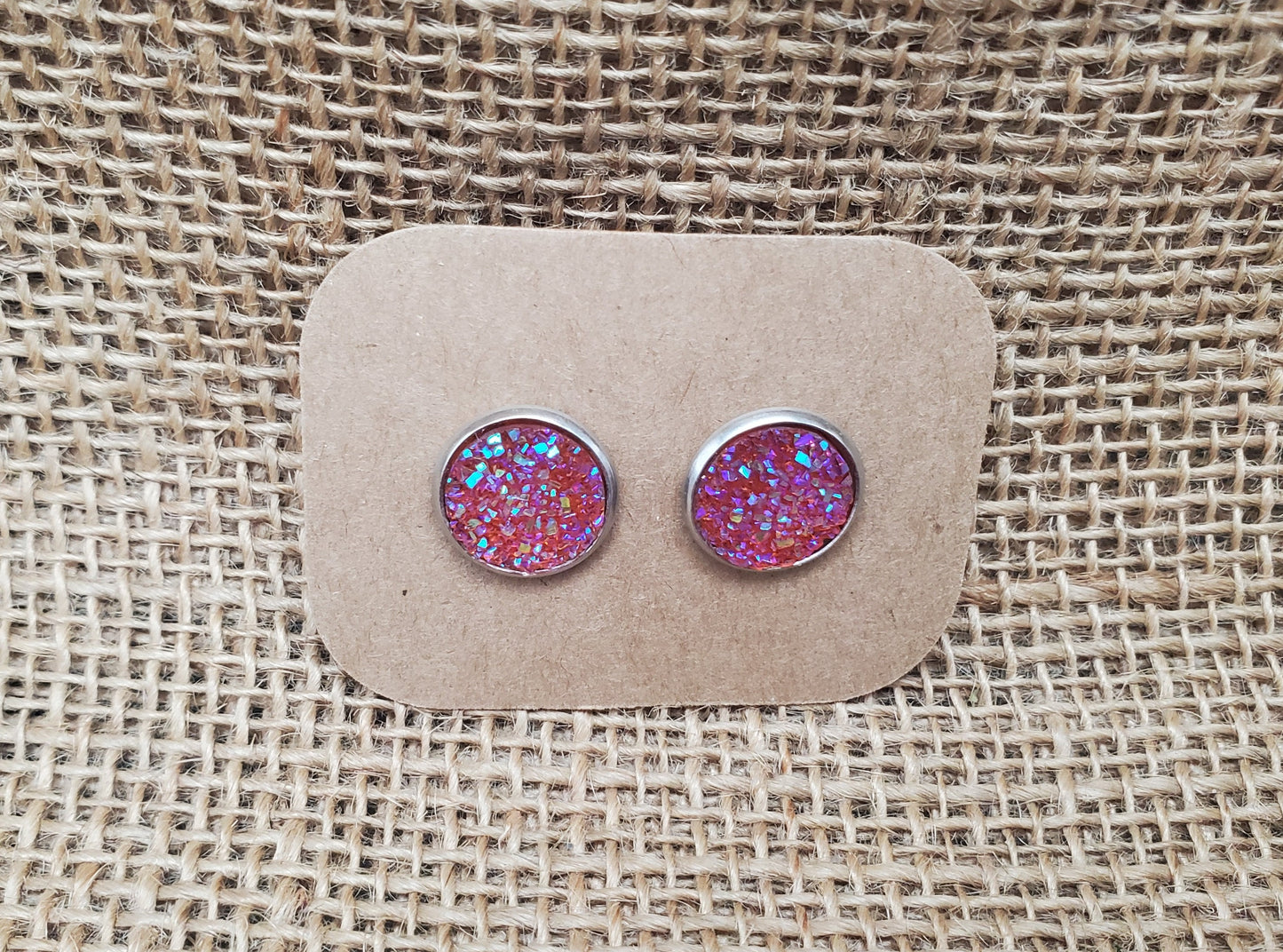 Raspberry Stud on Silver - 12mm