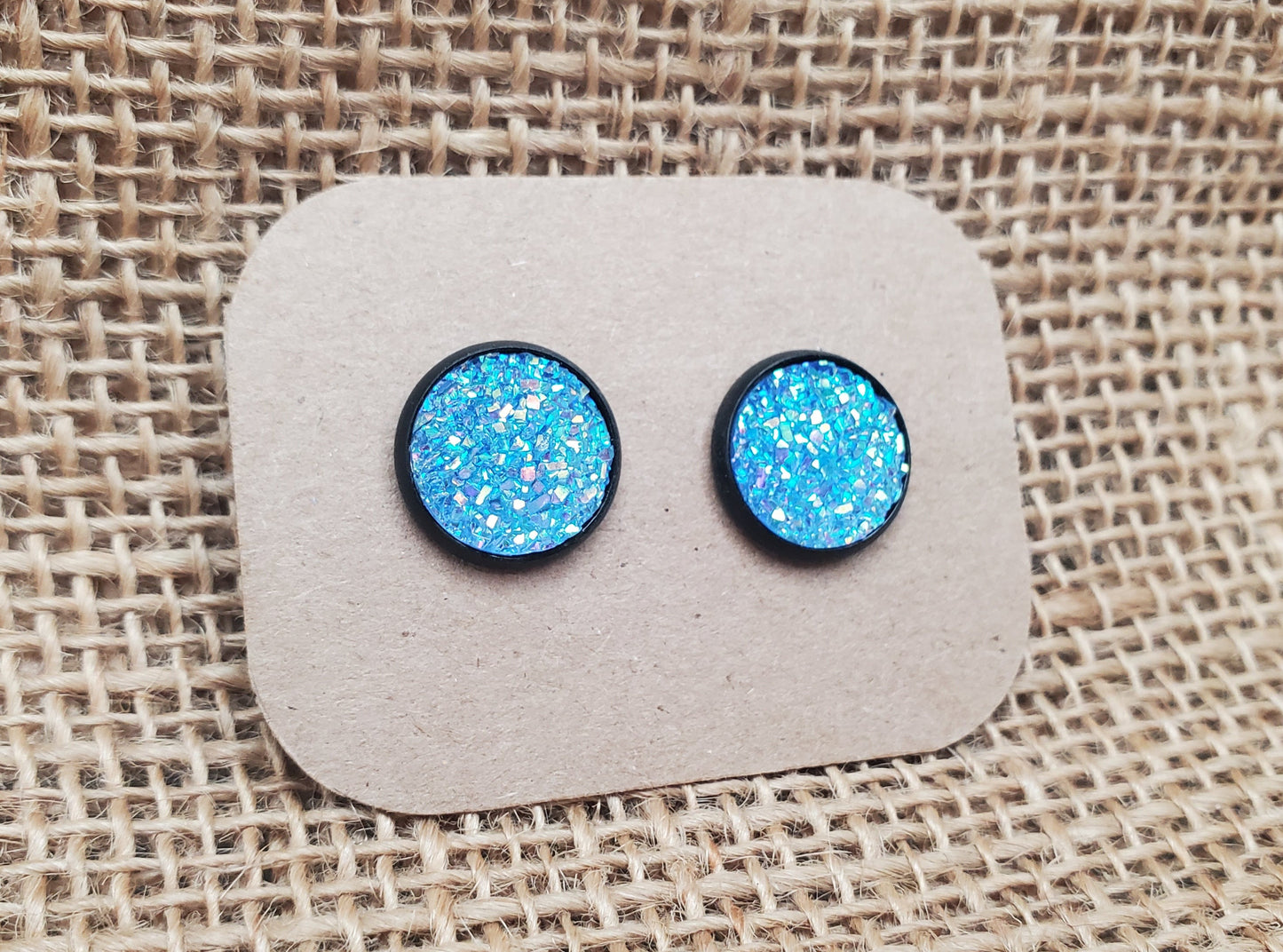 Elsa Stud on Black -12mm