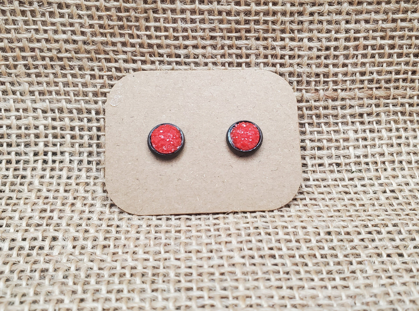 Red Stud on Black - 8mm
