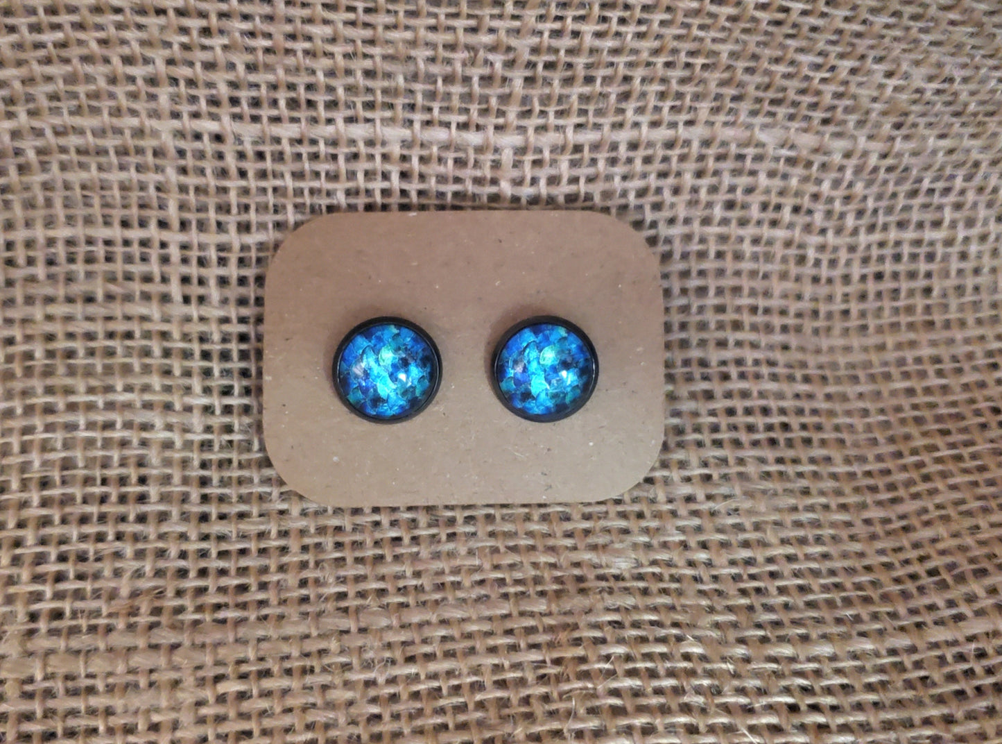 Cabochon Stud 002