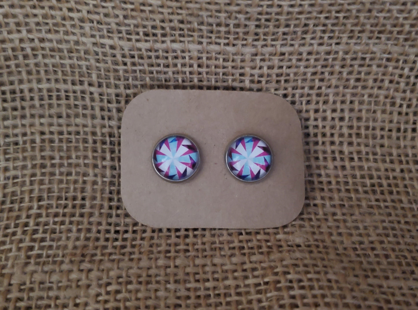 Cabochon Stud 041