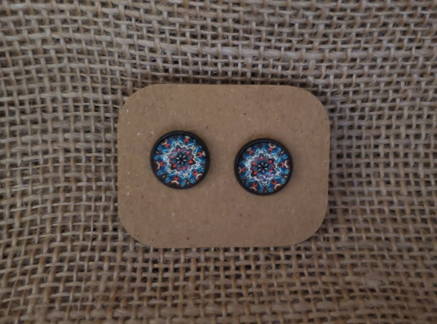 Cabochon Stud 042