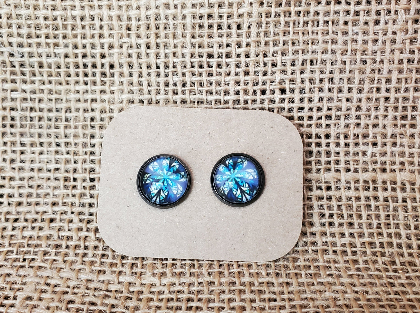 Cabochon Stud 021