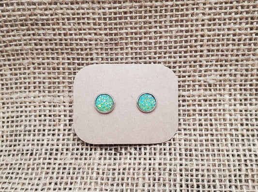 Lime Stud on Silver - 8mm