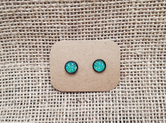 Lime Stud on Black - 8mm