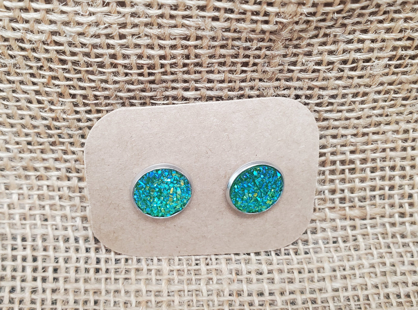 Lime Stud on Silver - 12mm