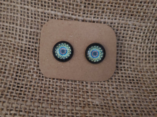 Cabochon Stud 012