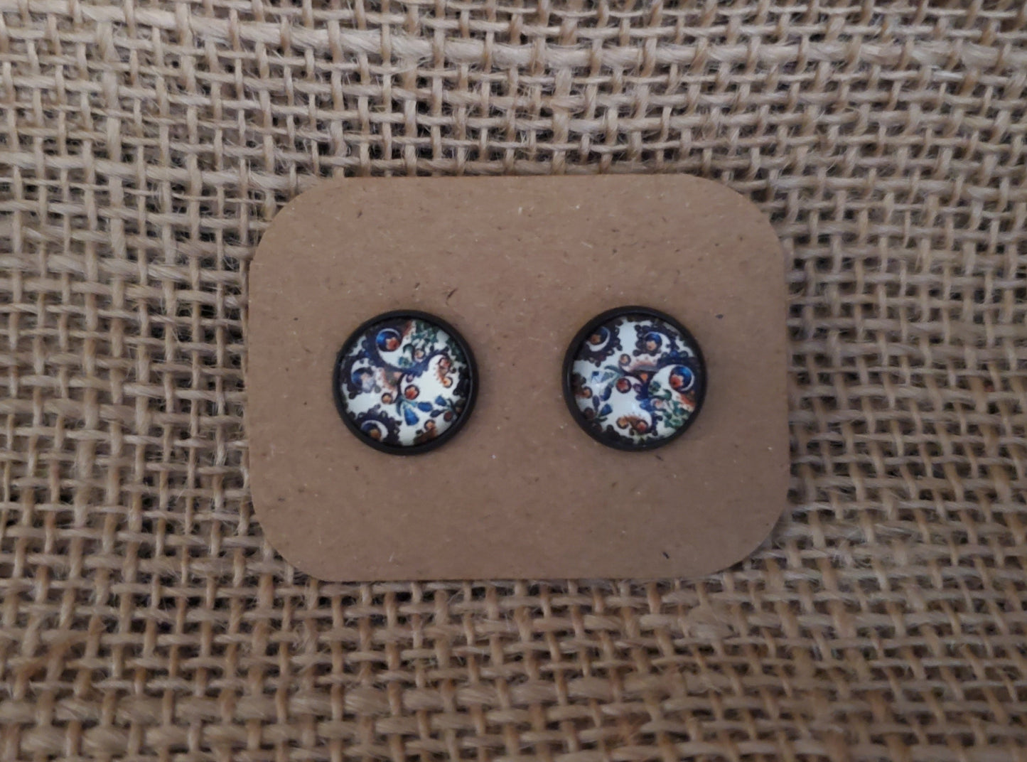 Cabochon Stud 017