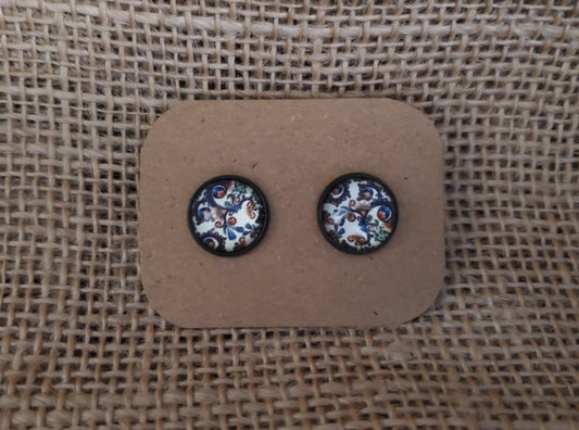 Cabochon Stud 017