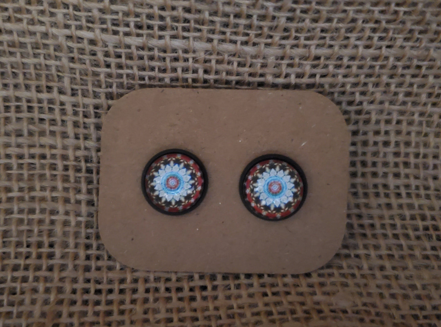 Cabochon Stud 048