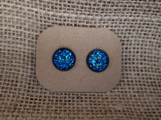 Emerald Blue Stud on Black - 12mm