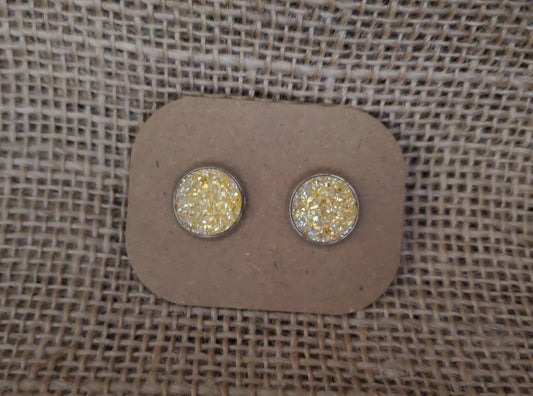 Lemon Stud on Silver - 12mm