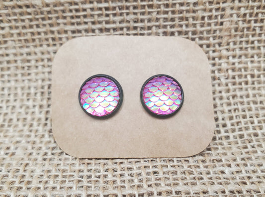 Hot Pink Mermaid Scale Stud 0n Black