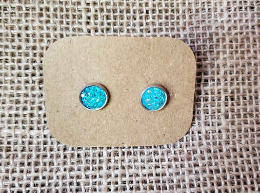 Aqua Stud on Silver - 8mm