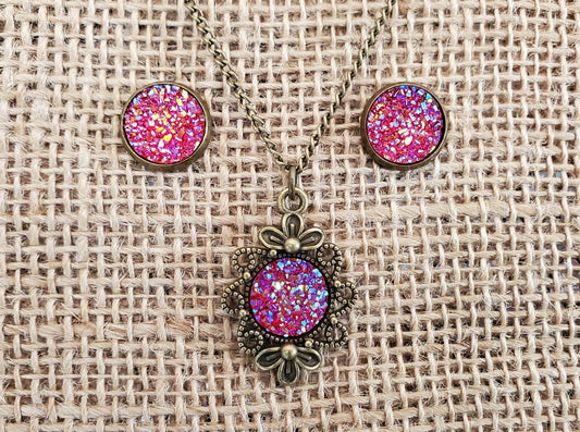 Ruby Druzy Sey